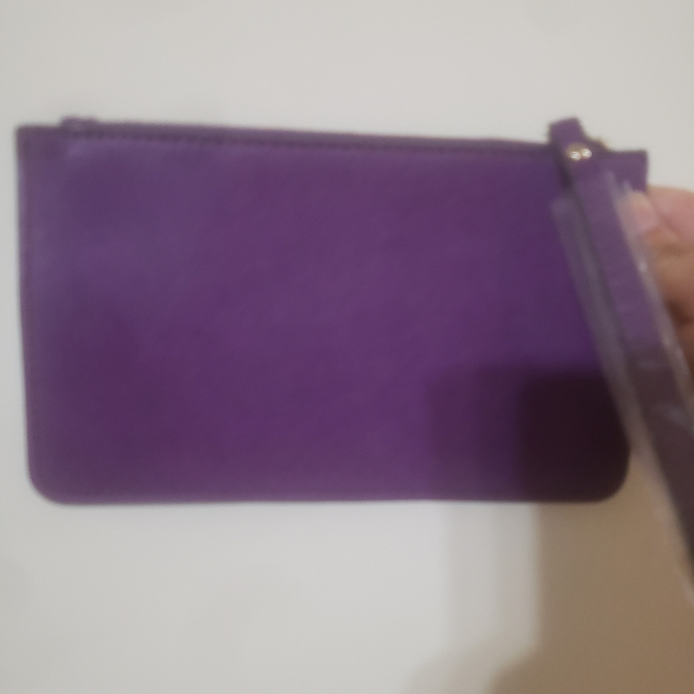 Kate Spade Leather Wristlet - Picture 2 of 7